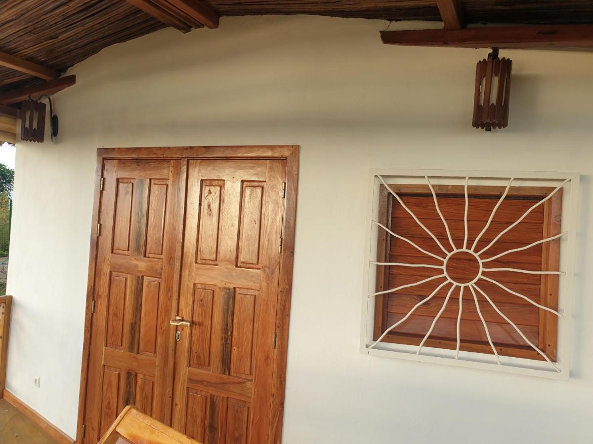 Villa Nosy Detente Exterior photo